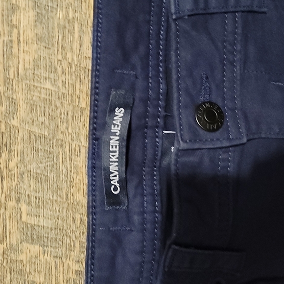 Women's Gently Loved size 12 Calvin Klein Flex fit imitation Jeans blue in color - Picture 3 of 10